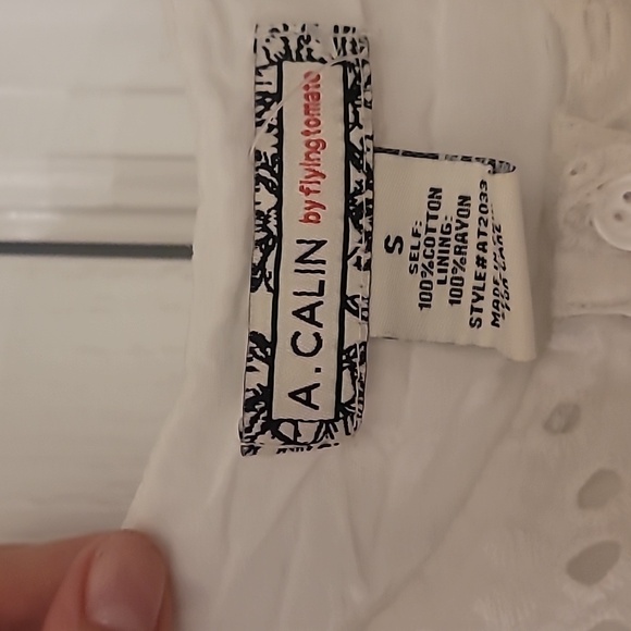 Eyelet Top - Picture 3 of 6